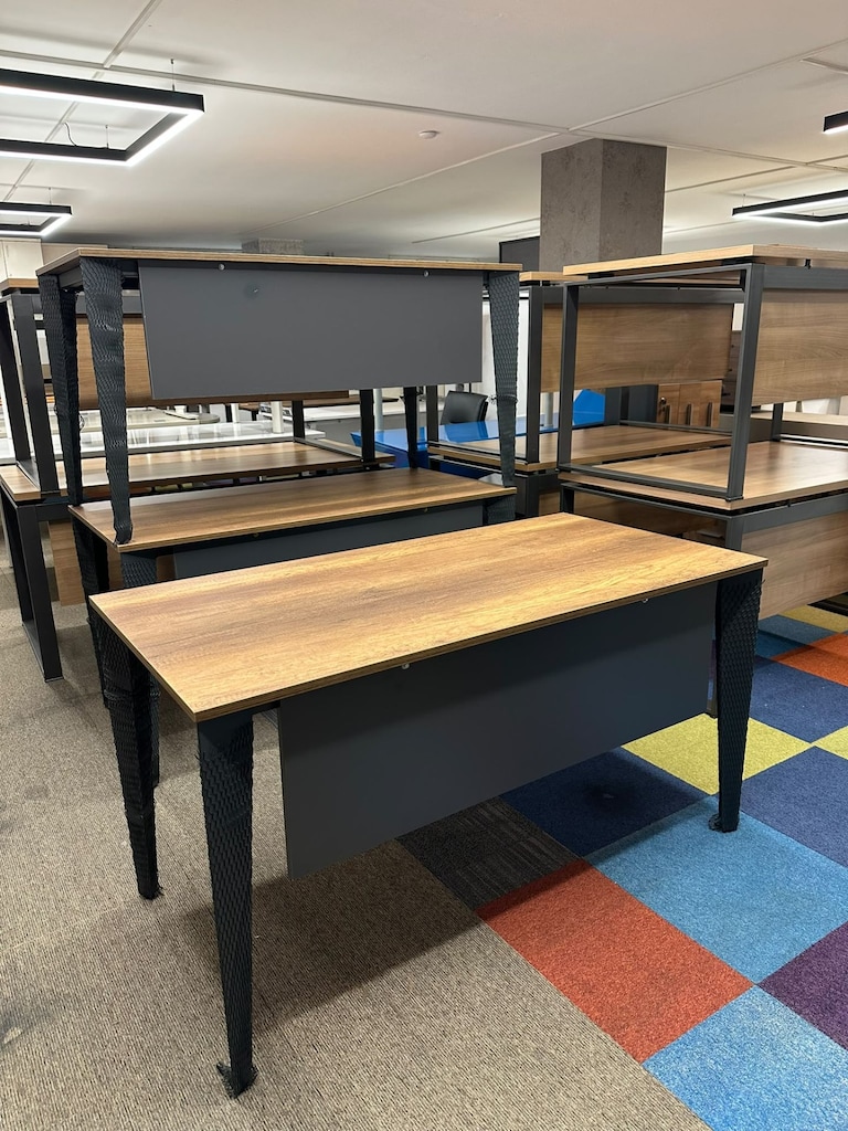KLAS OFİS ÜSKÜDAR 140x70 CM BAROK CEVİZ ÇALIŞMA MASASI SIFIR - 2