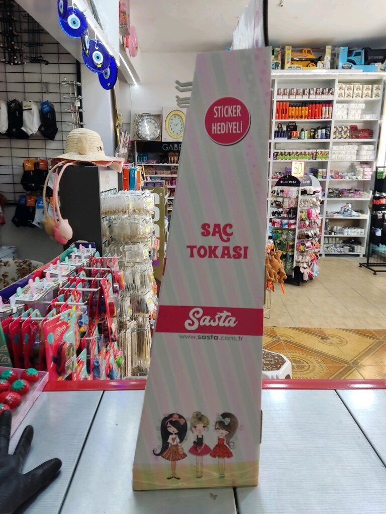 TAKI TOKA MASKOT STANDI - 2
