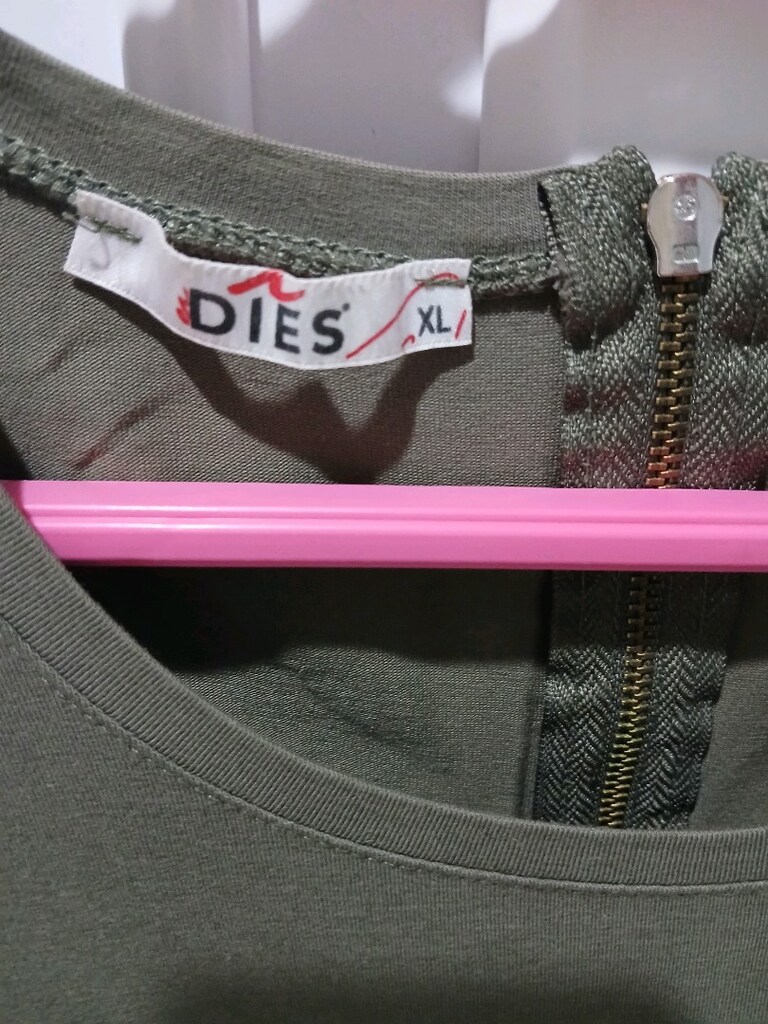 XL bedene uyumlu tişort. - 2