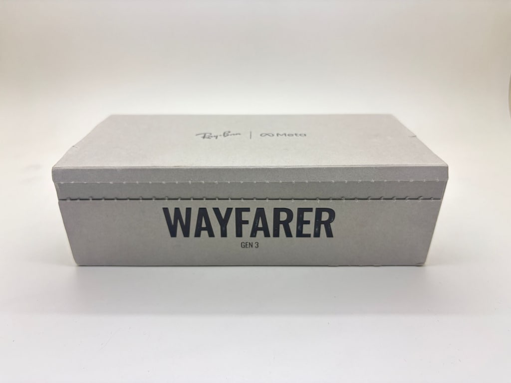 Ray-Ban Gen 3 Wayfarer RW4011 Matte Black / Green Transitions - 4