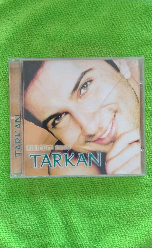 Boş CD Kapakları yabancı cd orjinal dir. TANESİ 100 TL - 2