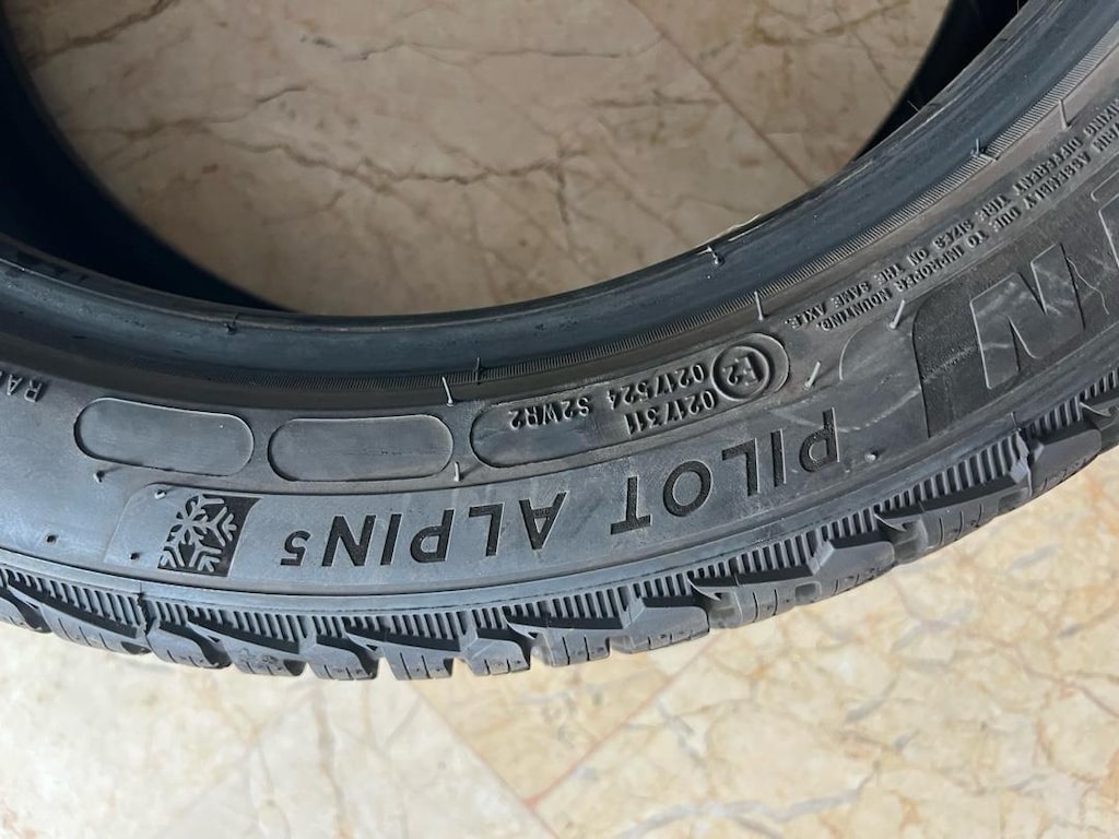MICHELIN PİLOT ALPIN 235/45/18R vakumlu takım lastik - 5