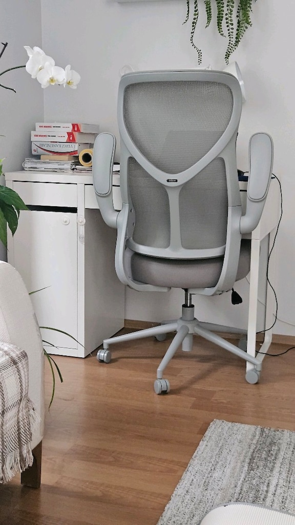 ikea çalışma masasi ve adore marka calisma koltugu - 4