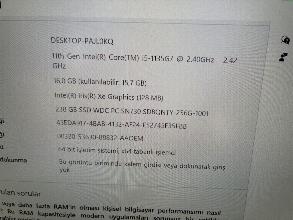 THİNKPAD X1 CARBON İ5 11. NESİL 16 GB RAM 256 M2SSD - 6