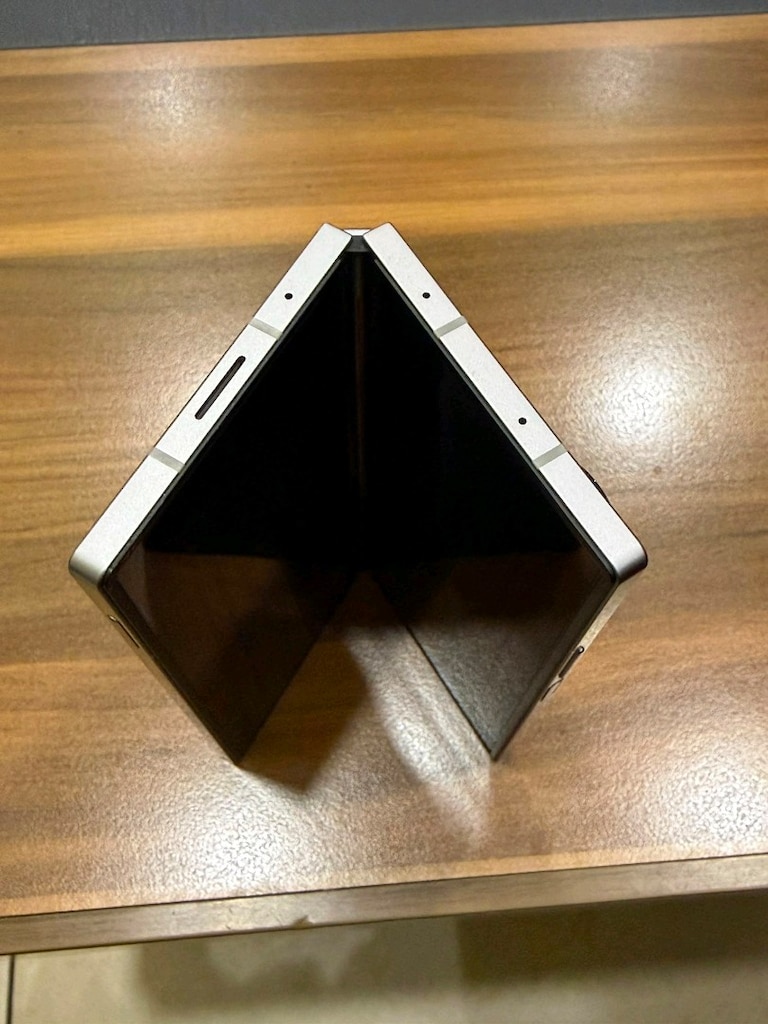 Samsung Galaksi Fold 6 512 gb tertemiz - 6