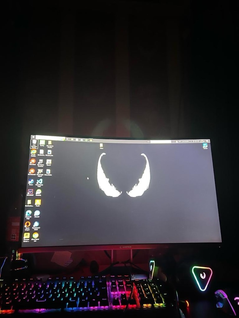 Hazır Oyuncu Bilgisayarı + 27’’ Monitör + Ekipman - 2