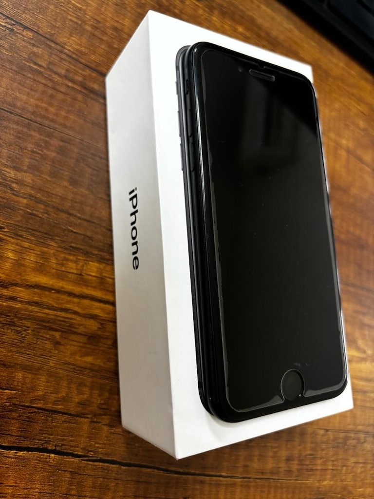 iPhone SE 2.Nesil 64 GB - 8