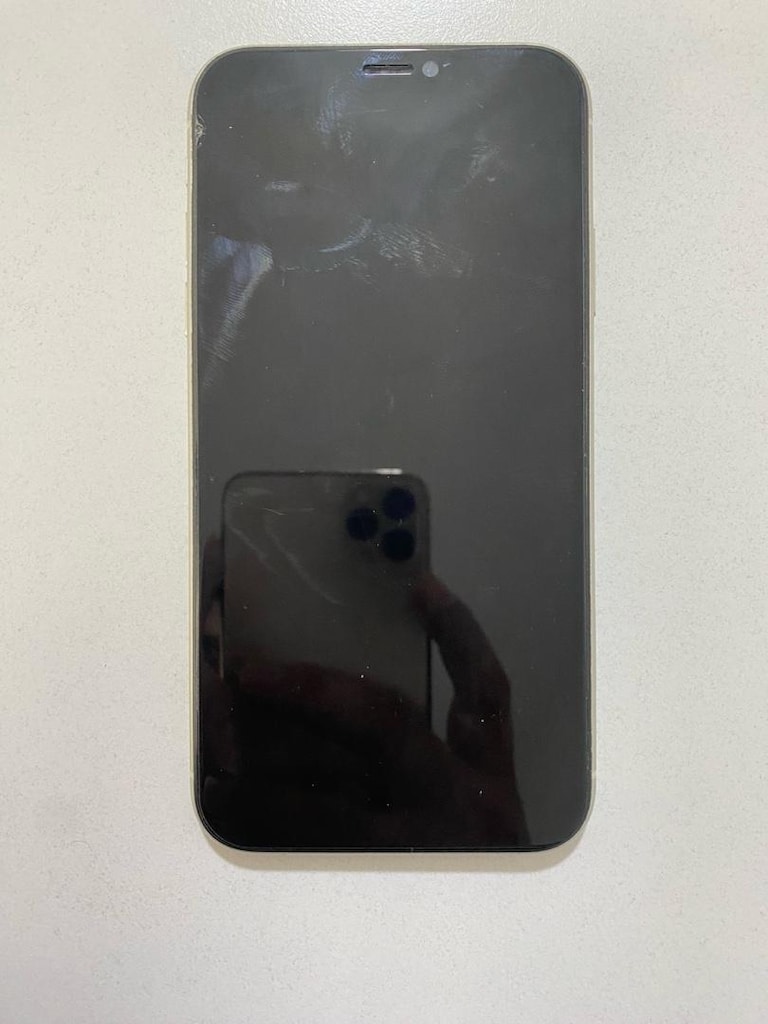IPHONE 11 - 6