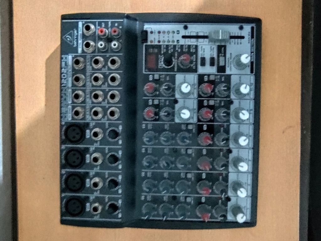 Behringer Xenyx 1202FX mikser - 2