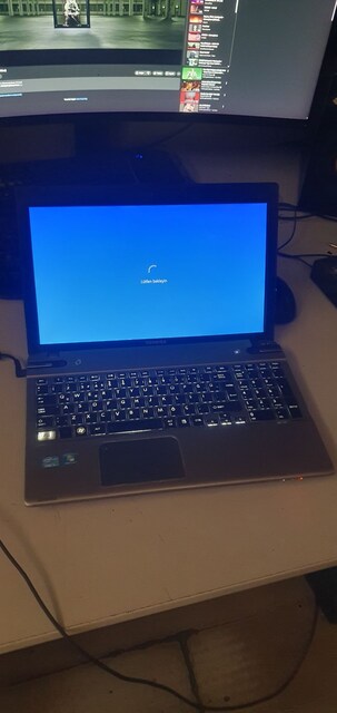 TOSHİBA P855 İ5/3GB/320GB 15.6 LAPTOP