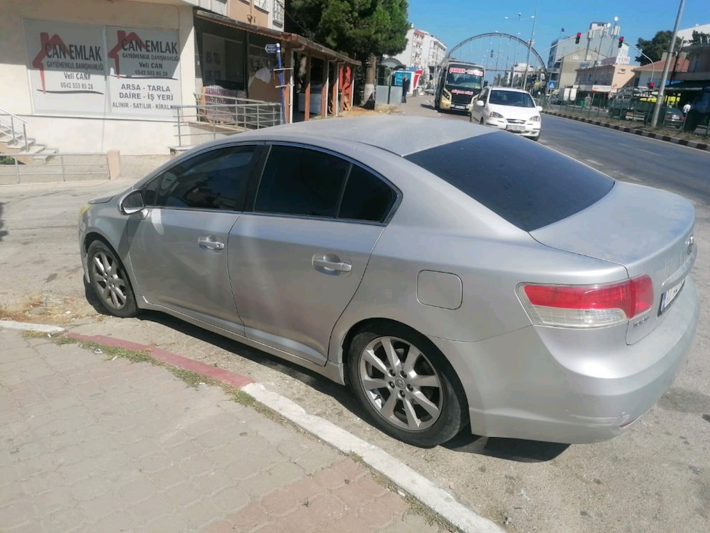 2009 Model Toyota Avensis - 5
