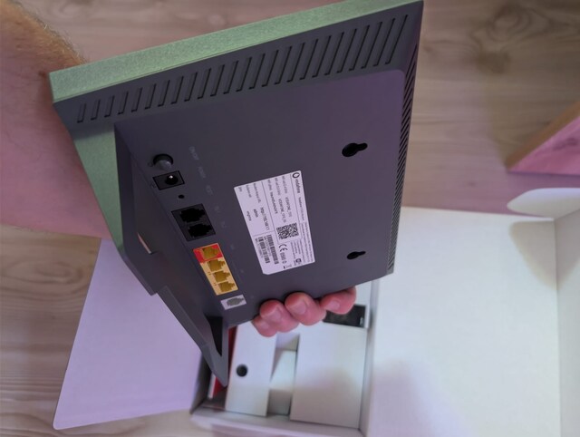 Vodafone H300S modem Sıfır