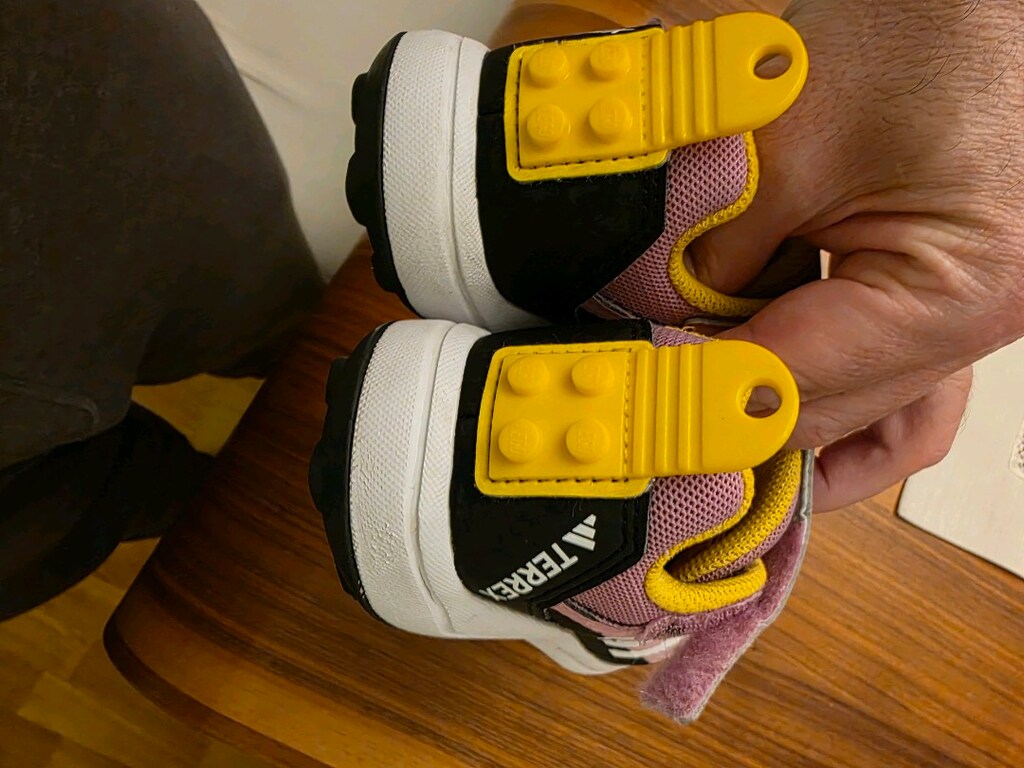 Adidas Terrex 28 numara kız çocuk ayakkabısı sıfır ayarda - 3