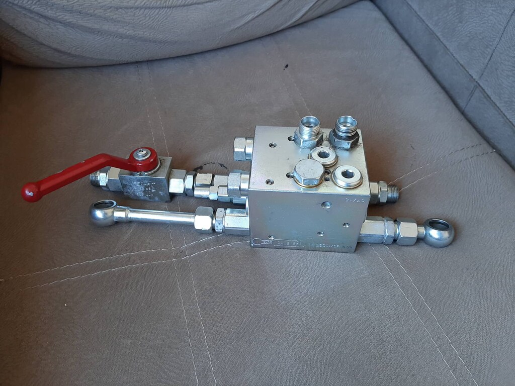 Brevetto Hidrolik Pulluk Döndürme Valfi ve Kontrol Valfi - 2