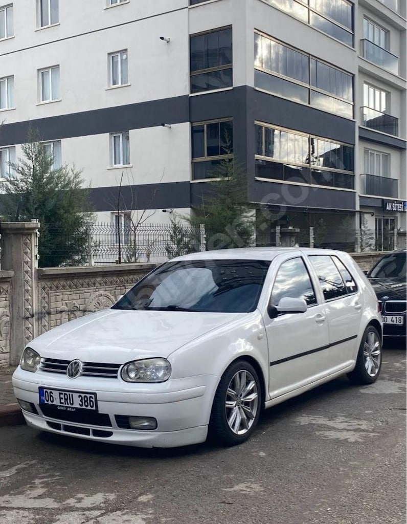 Beyaz Araba - 2