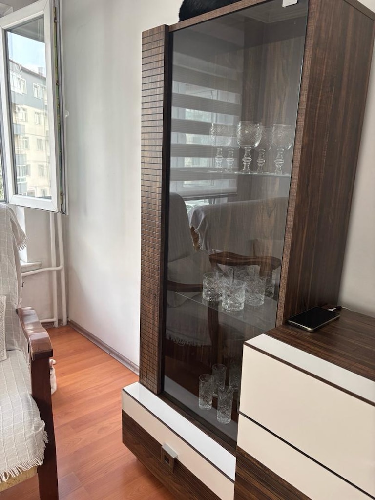 YEMEK MASASI-KONSOL-VİTRİN - 6