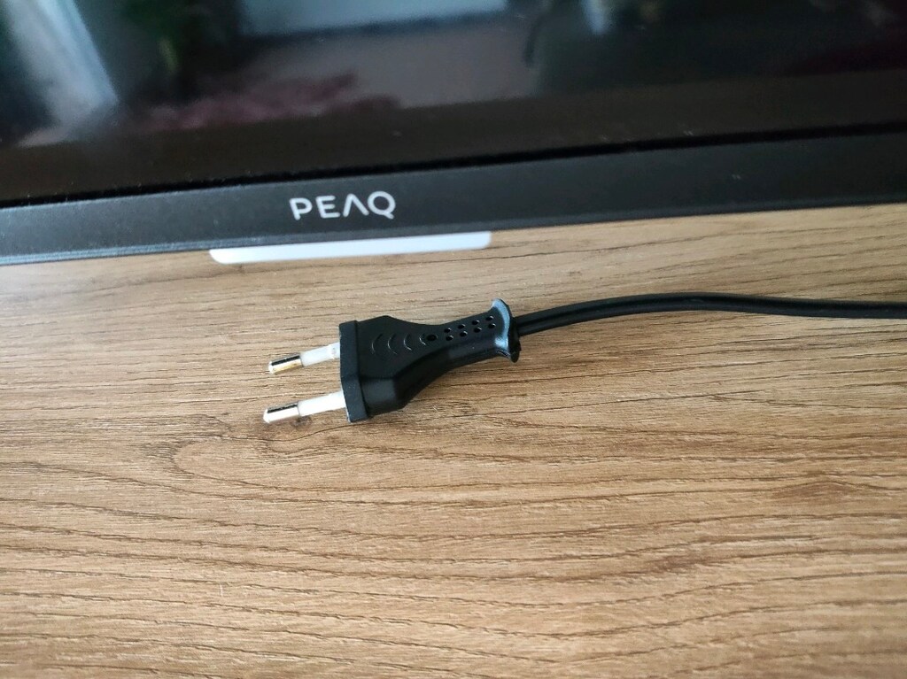 PEAQ LC TV - 3