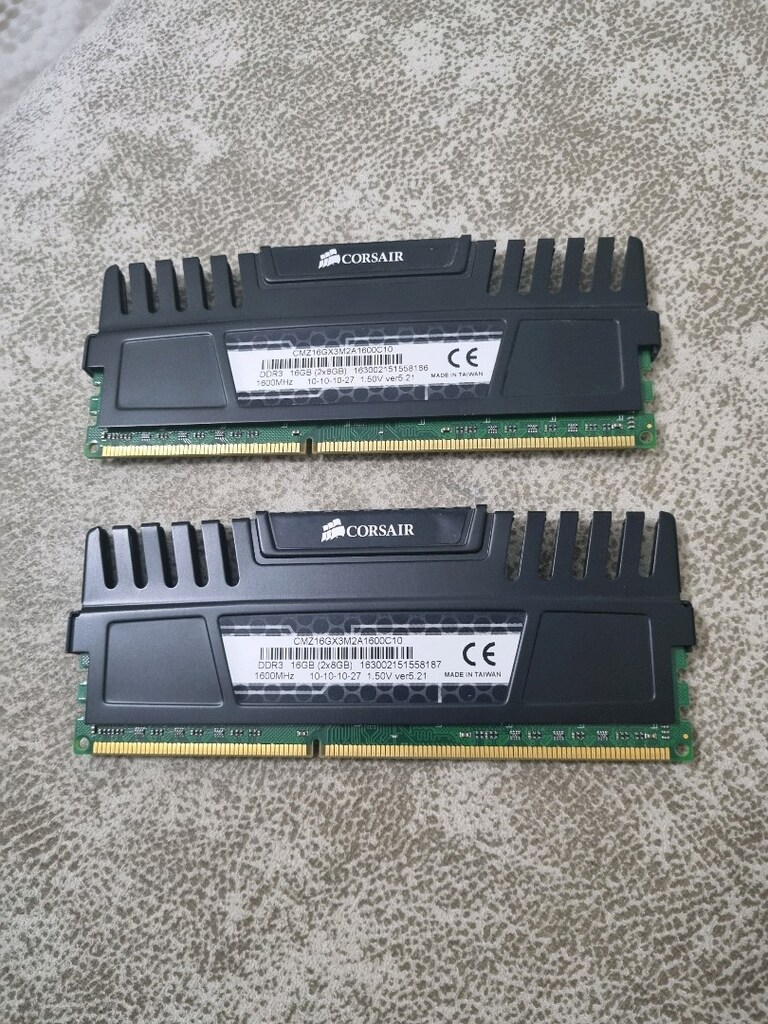 SATILIK CORSAİR 2X8 16 GB DDR3 1600 MHZ REM - 2