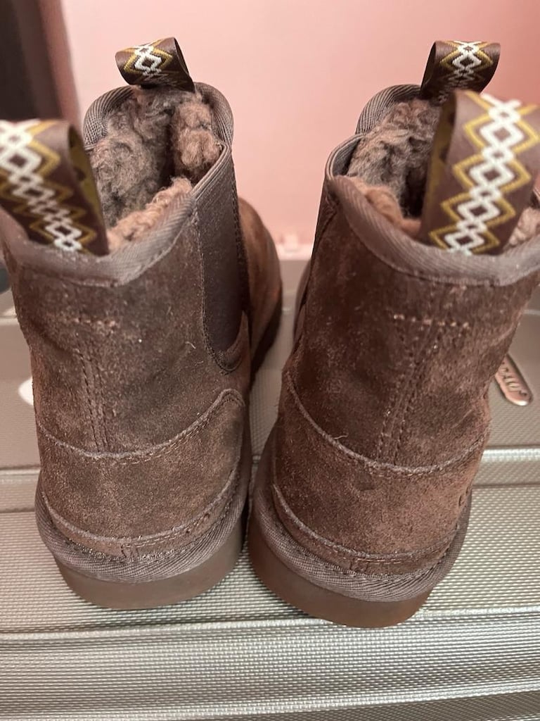 UGG ayakkabı