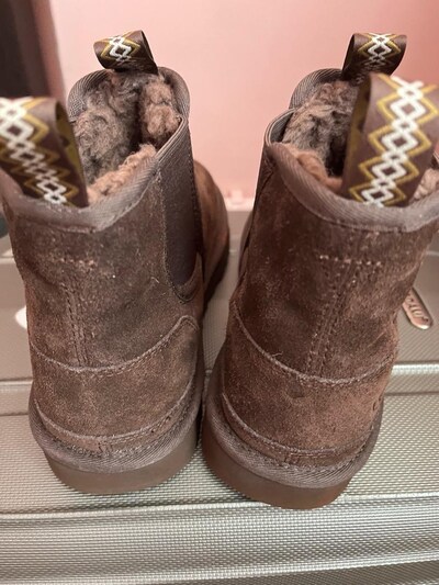 UGG ayakkabı