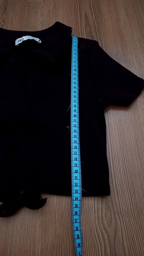 Zara Siyah Polo Yaka Crop Tişört - 5