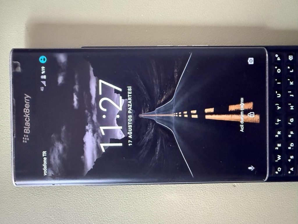 Blackberyy Priv - Android - 6