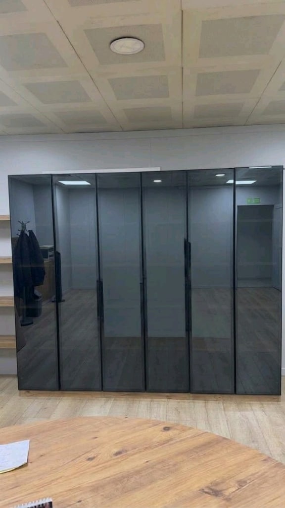 6 kapaklı gardırop elbise dolabı6 kapak Atlantik çam Reflekste cam - 2