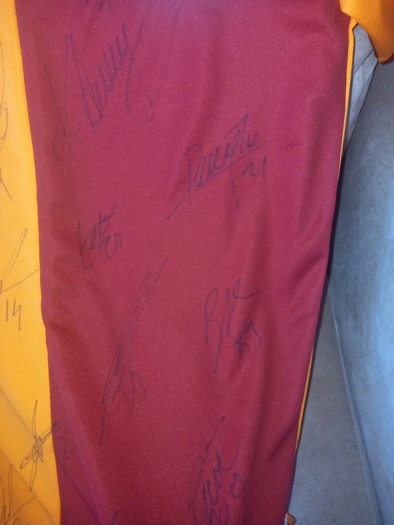 İmzalı Galatasaray forması - 6