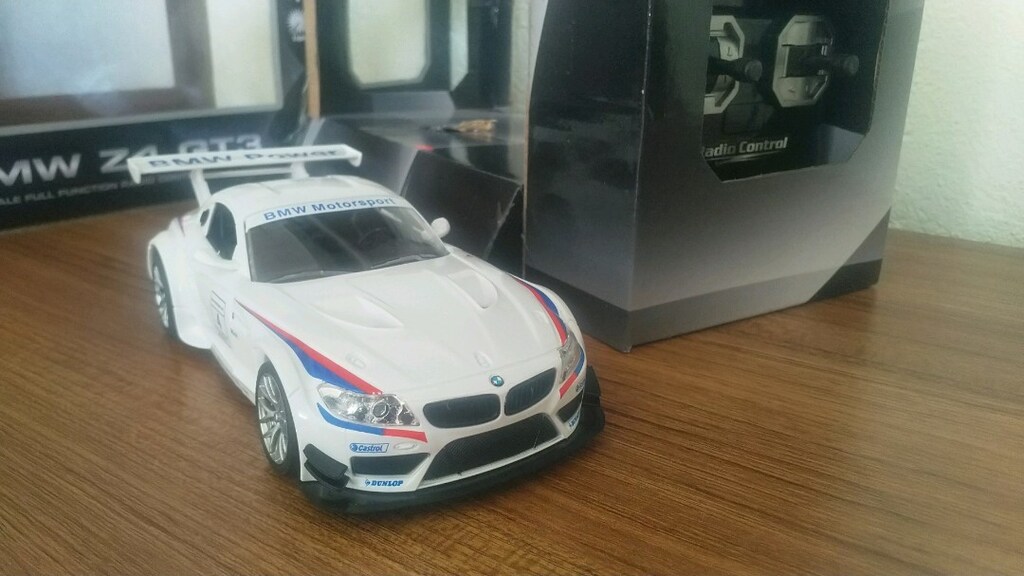 UZAKTAN KUMANDALI BMW Z4 SPOR ARABA - 7