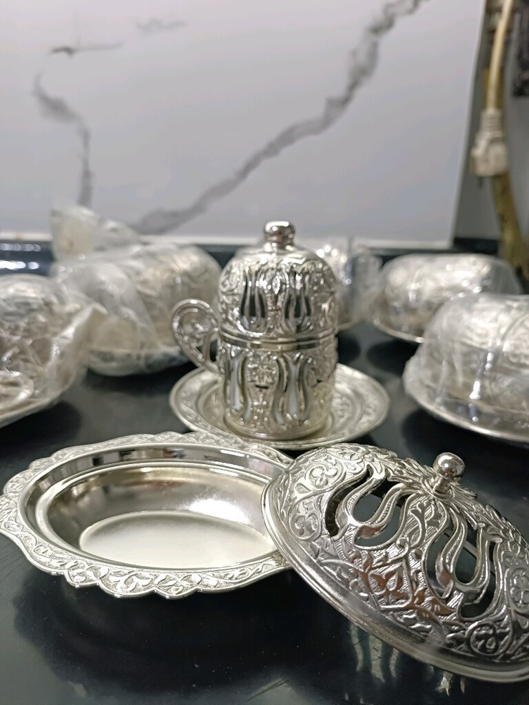 Osmanlı fincan takımı yanında bir adet sunumluk mevcut - 13