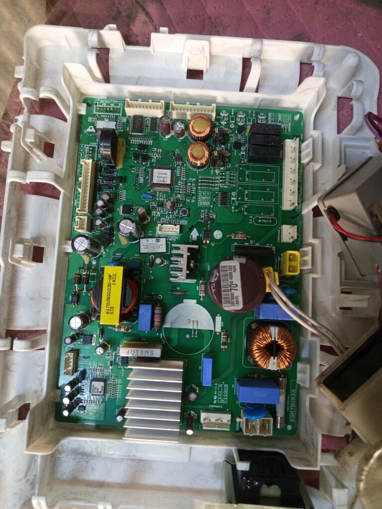 LG marka NoFrost buzdolabı inverter anakartı ve 2 tane fan - 2