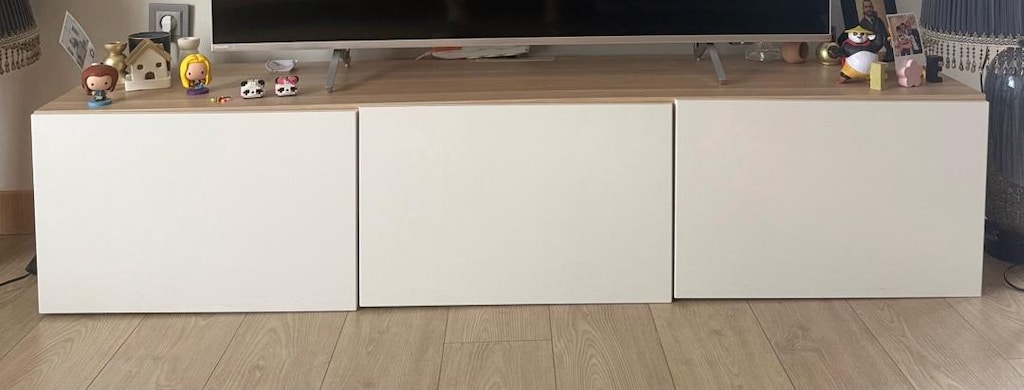 IKEA Besta tv ünitesi - 2