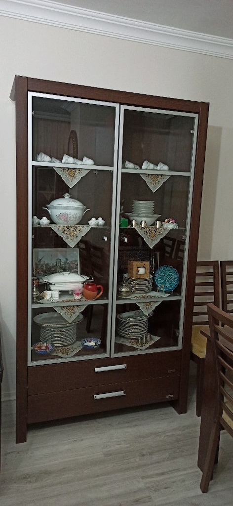 Vitrin ve TV sehpası - 2