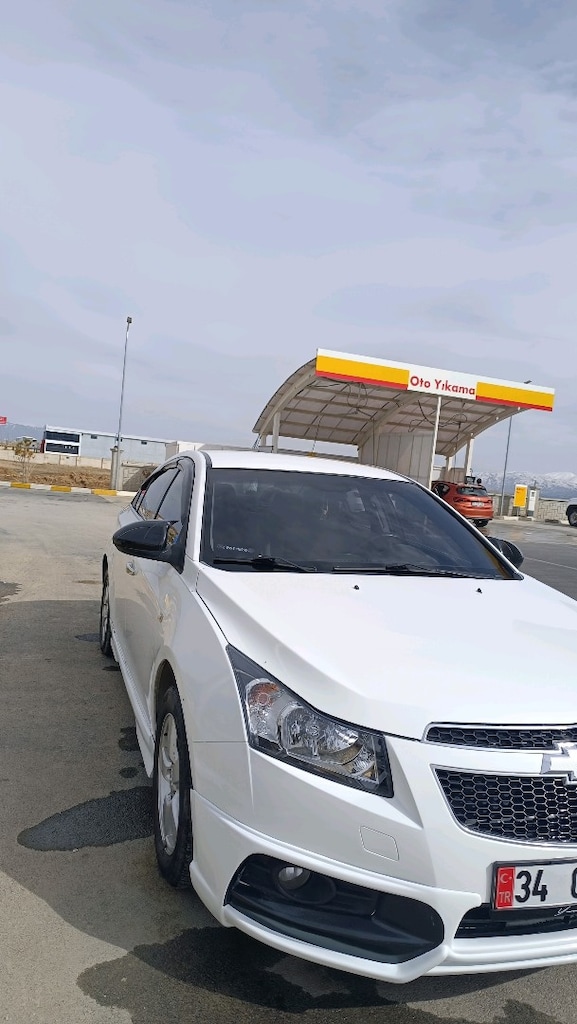 Chevrolet Cruze 2010 otomatik - 3