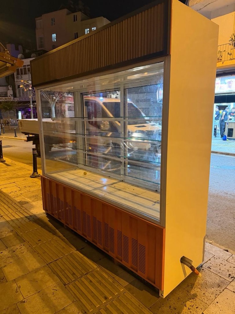 BÜYÜKBOY SÜTLÜK VİTRİN DOLAP SOĞUTUCU - 4