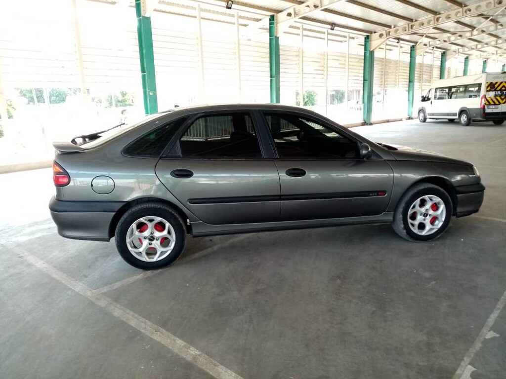 Reanult laguna 1.8 16v rxe - 5