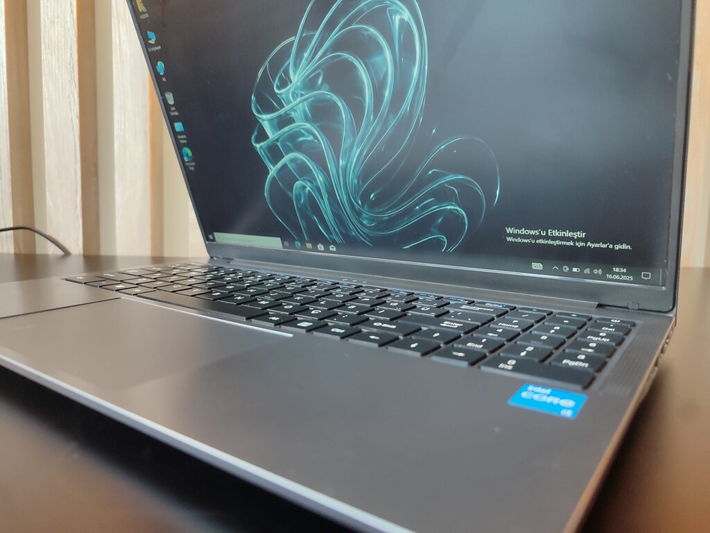 REEDER LAPTOP/İ3 10.NESİL/8 GB RAM/256 GB SSD/15.6" FULL HD EKRAN - 4