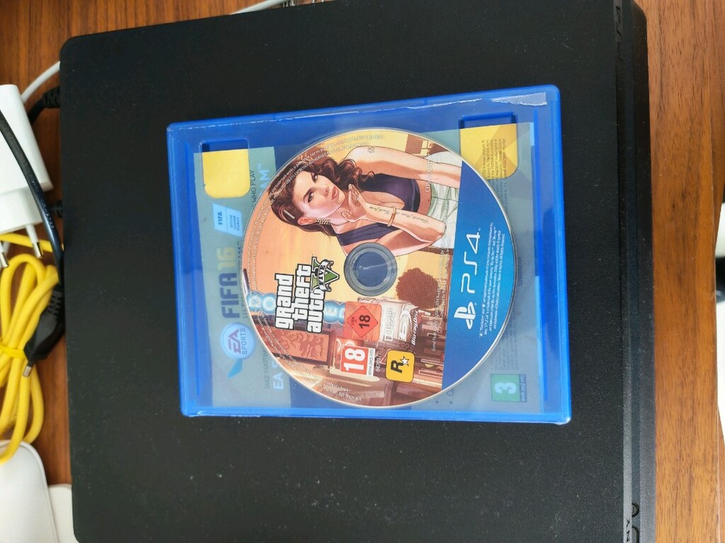 Ps4 slim 1tb - 4