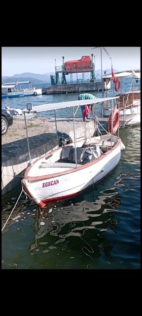 5 metre amatör balıkçı teknesi