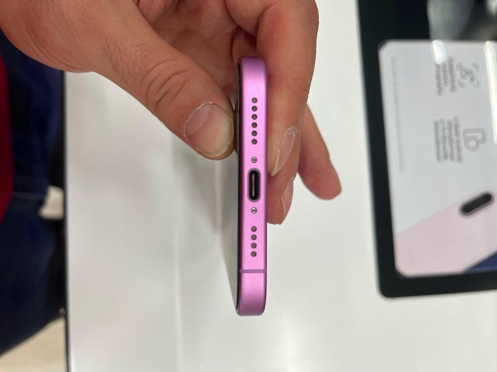 İPHONE 16 PLUS 128GB PEMBE - 2