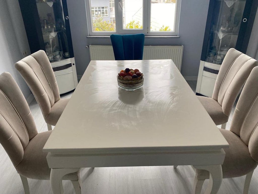 Beyaz Yemek Masası 2 adet gümüşlük - 2