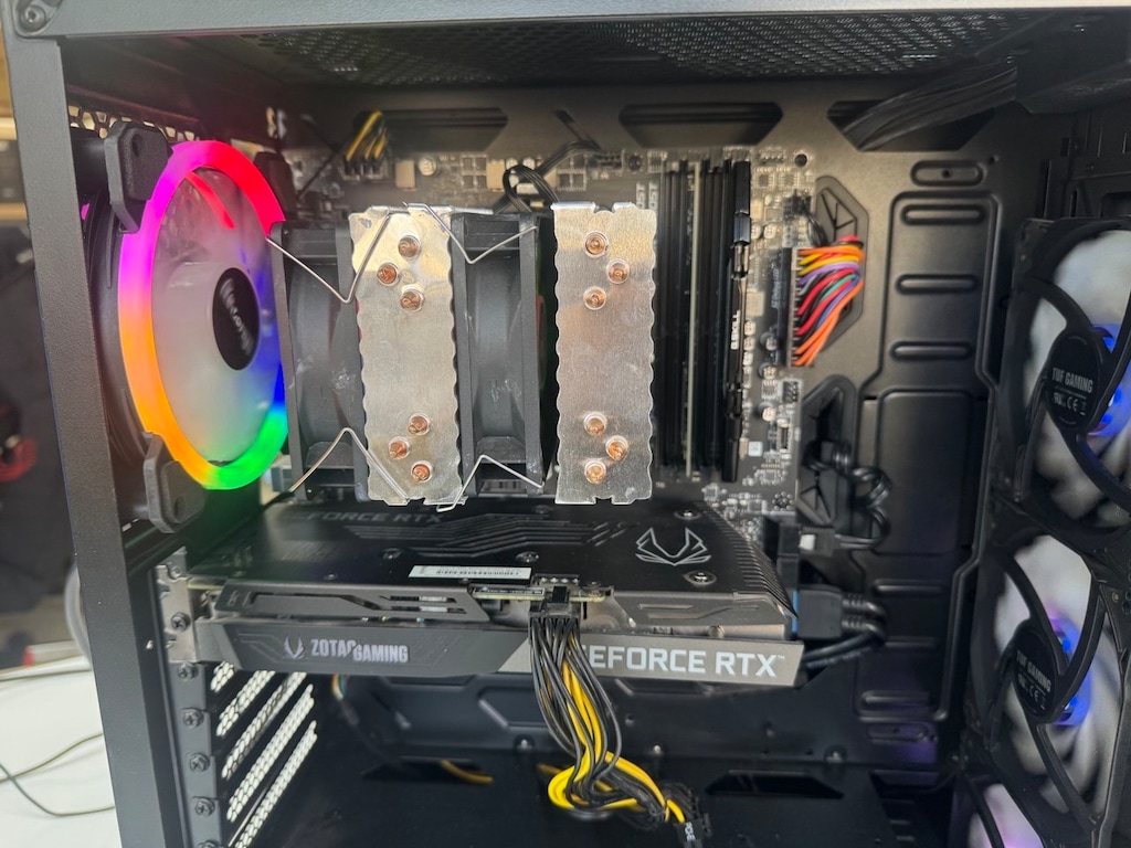 RYZEN 7 5700X3D İŞLEMCİ | RTX3060Tİ 8GB E.K.| 200HZ MONİTÖR - 8
