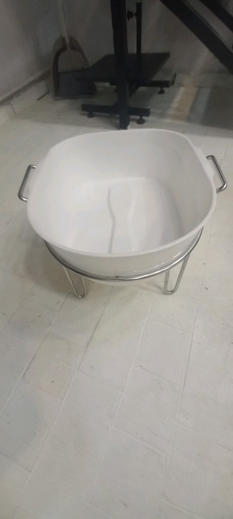 Kuaför / Güzellik Salonu Pedikür Leğeni – Metal Ayaklı - 4