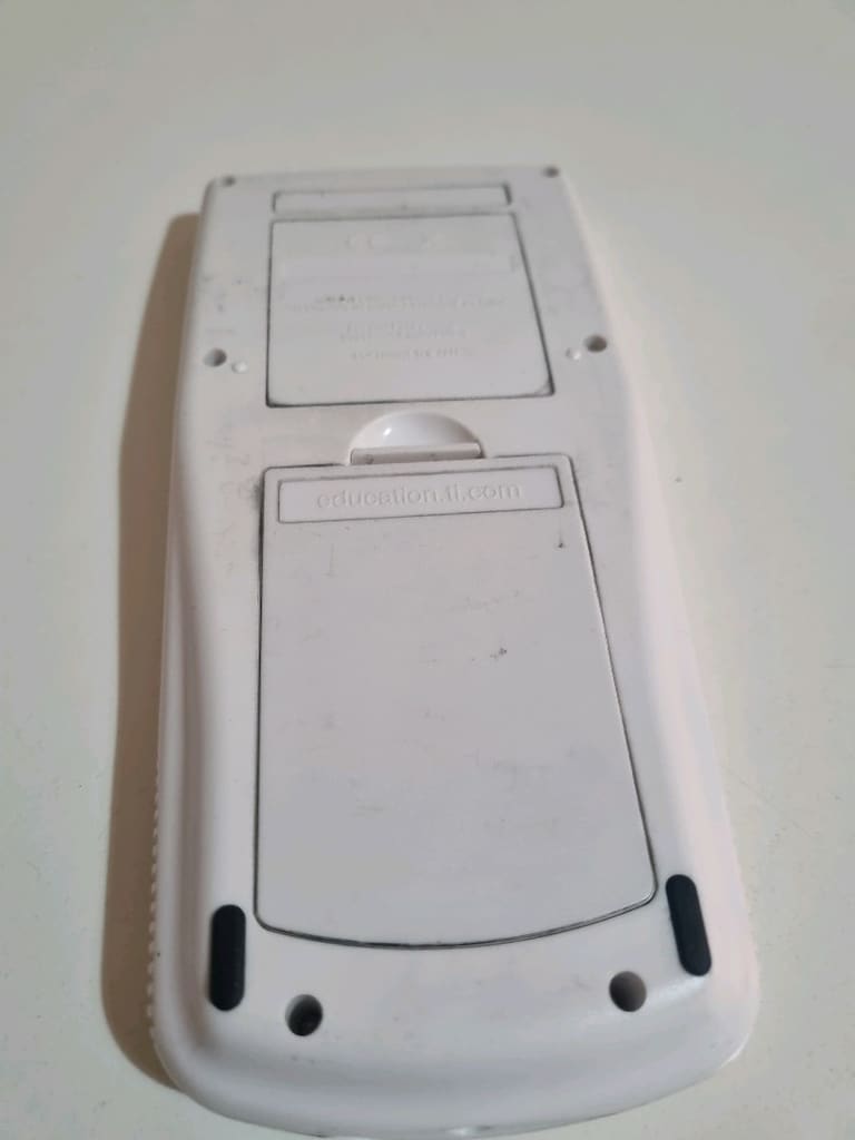Texas Instruments TI-82 Plus - 7