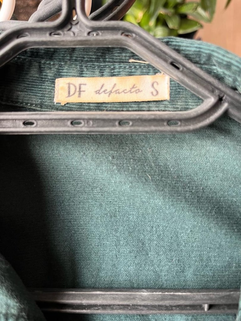 DeFacto S Beden Koyu Yeşil Kadife Gömlek - 3