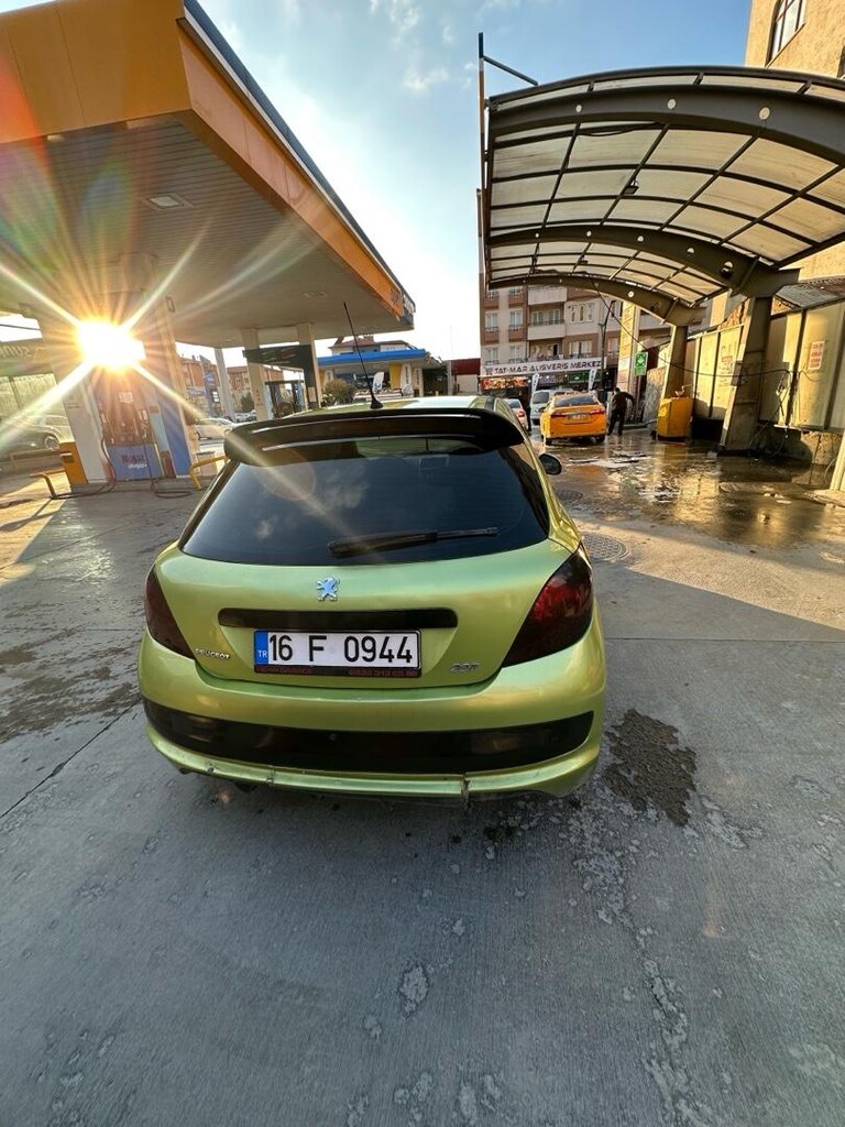 Peugeot 207 - 7