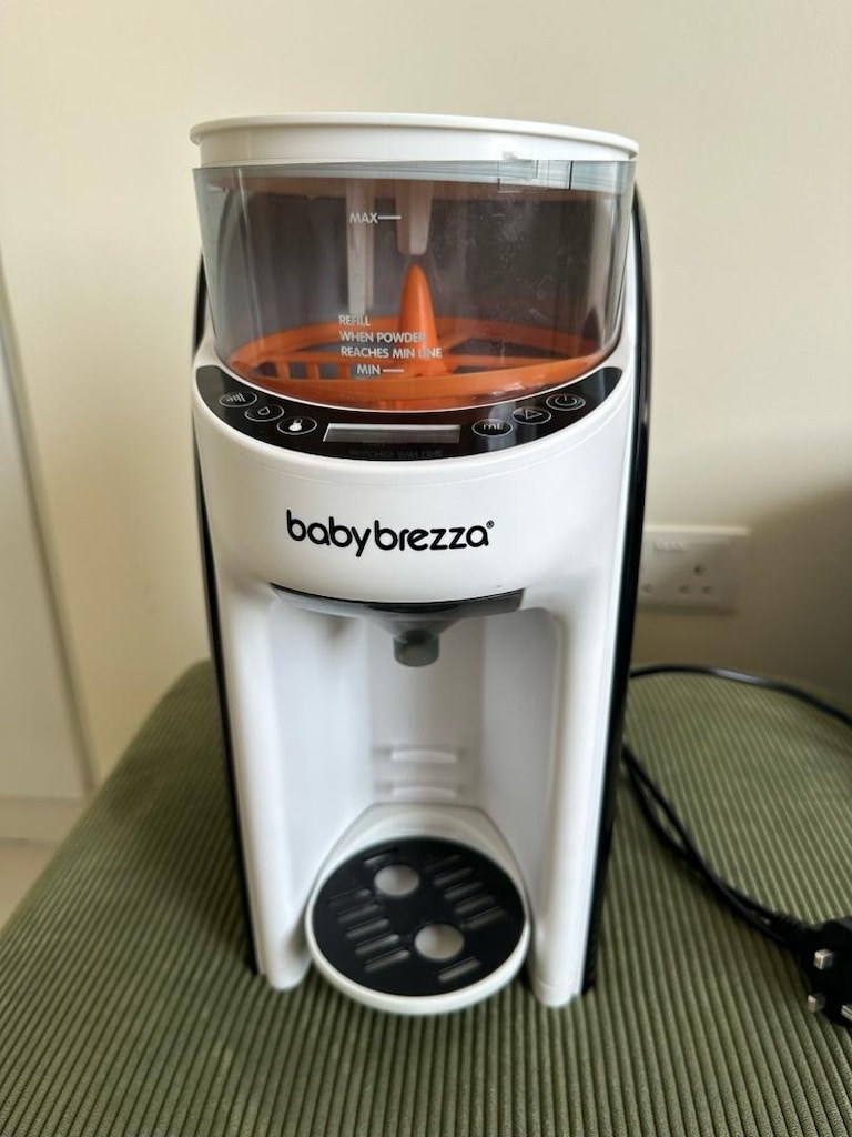 Sıfır ayarında Baby Brezza Otomatik Mama Yapma Makinesi
