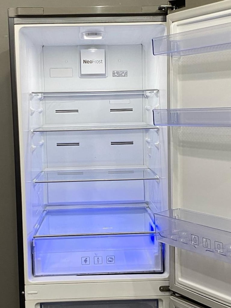 Beko İnox No Frost A+ 60 Cmlik 350 Litre Yeni Nesil Buzdolabı - 3