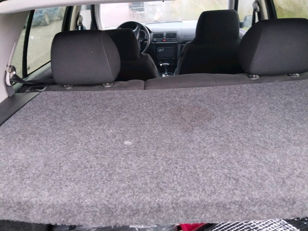 Volkswagen Golf - 11