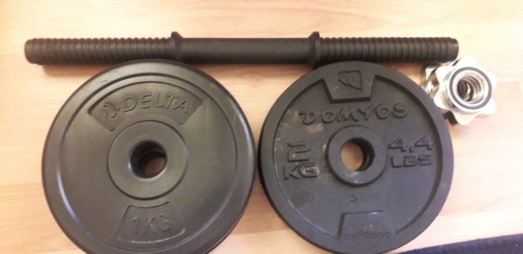 Domyos marka 2adet 2kg demir, 2adet Delta 1kg vinil dambıl. Kısa bar. - 3
